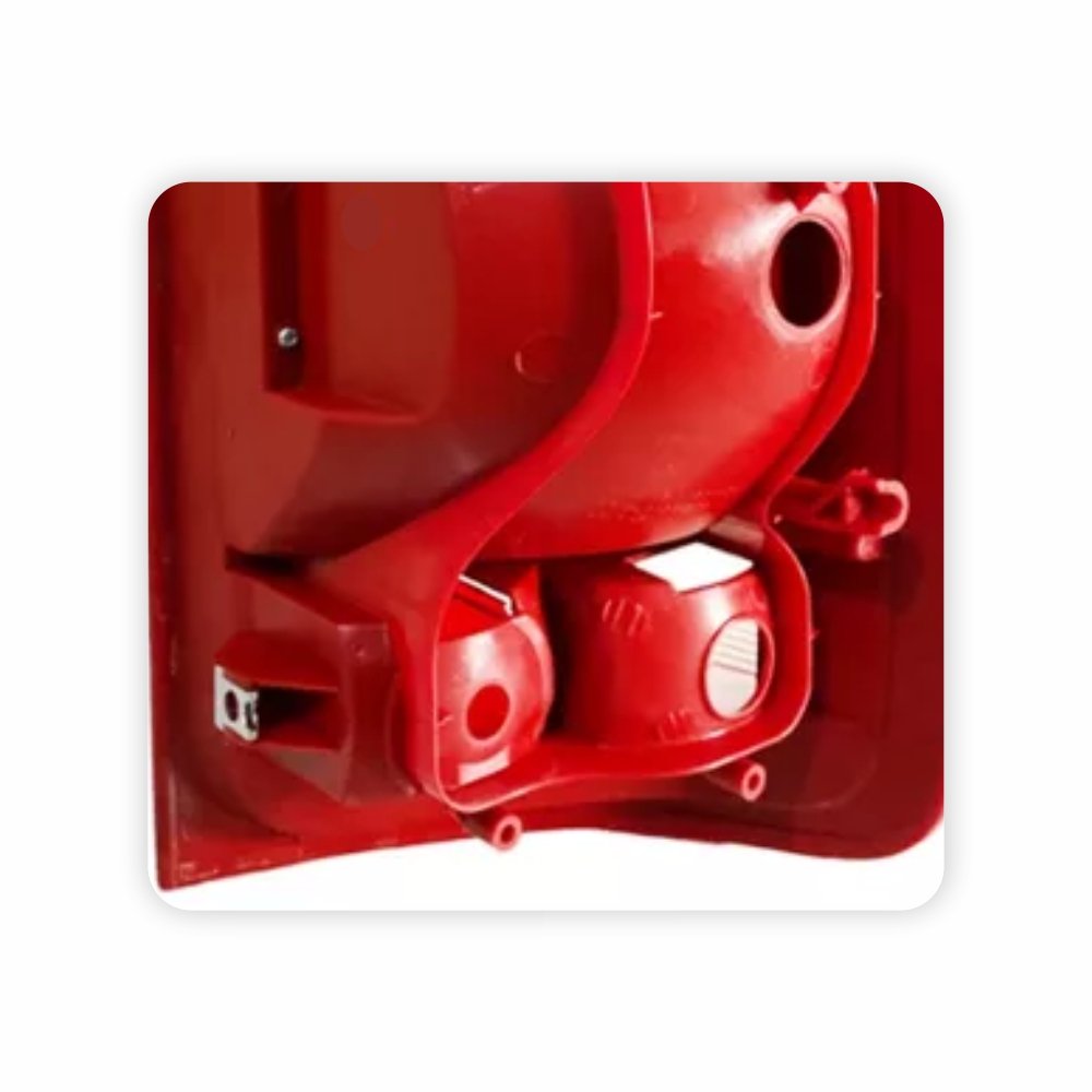 Lanterna Traseira VW Amarok 2010 2011 2012 2013 2014 2015 2016 Modelo Valeo Bicolor com Luz Neblina Lado Esquerdo Motorista