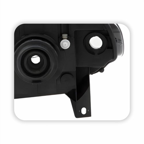 Farol Fiat Fiorino 2014 Até 2019 Máscara Cromada Lado Direito Passageiro