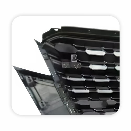 Grade Radiador Nissan Kicks 2021 2022 2023 Black Piano Com Friso Cromado