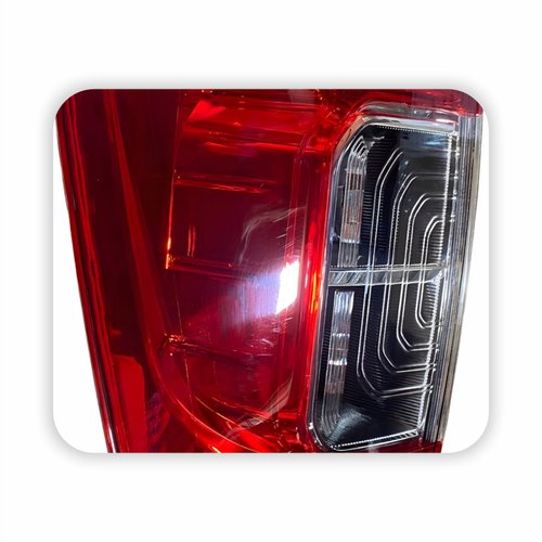 Lanterna Traseira Nissan Frontier 2017 2018 2019 2020 2021 Lado Esquerdo Motorista