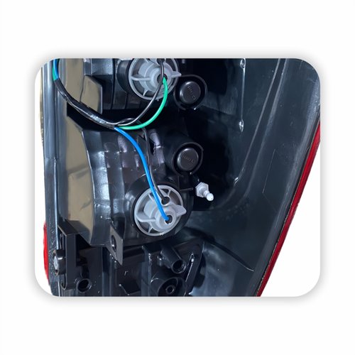 Lanterna Traseira Nissan Frontier 2017 2018 2019 2020 2021 Lado Esquerdo Motorista