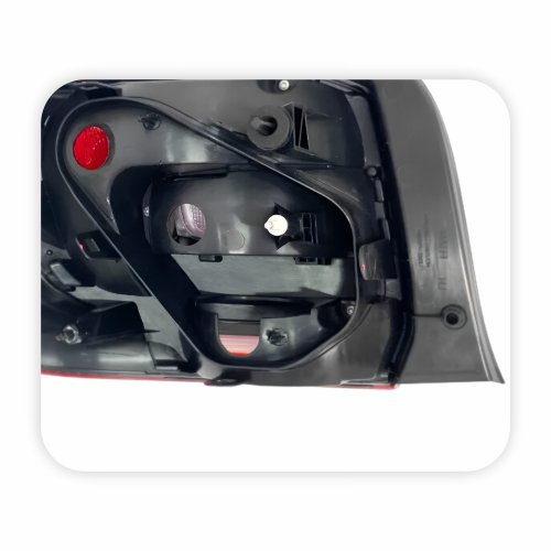 Lanterna Traseira Renault Logan 2014 Até 2019 Bicolor Cristal Lado Direito Passageiro