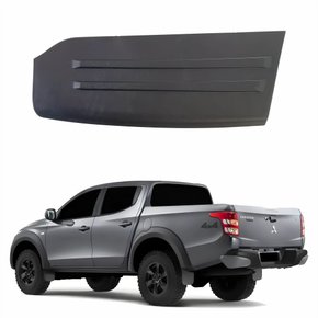 Pisante Parachoque Traseiro Mitsubishi L-200 Triton Sport 2018 2019 2020 2021 Lado Esquerdo Motorista